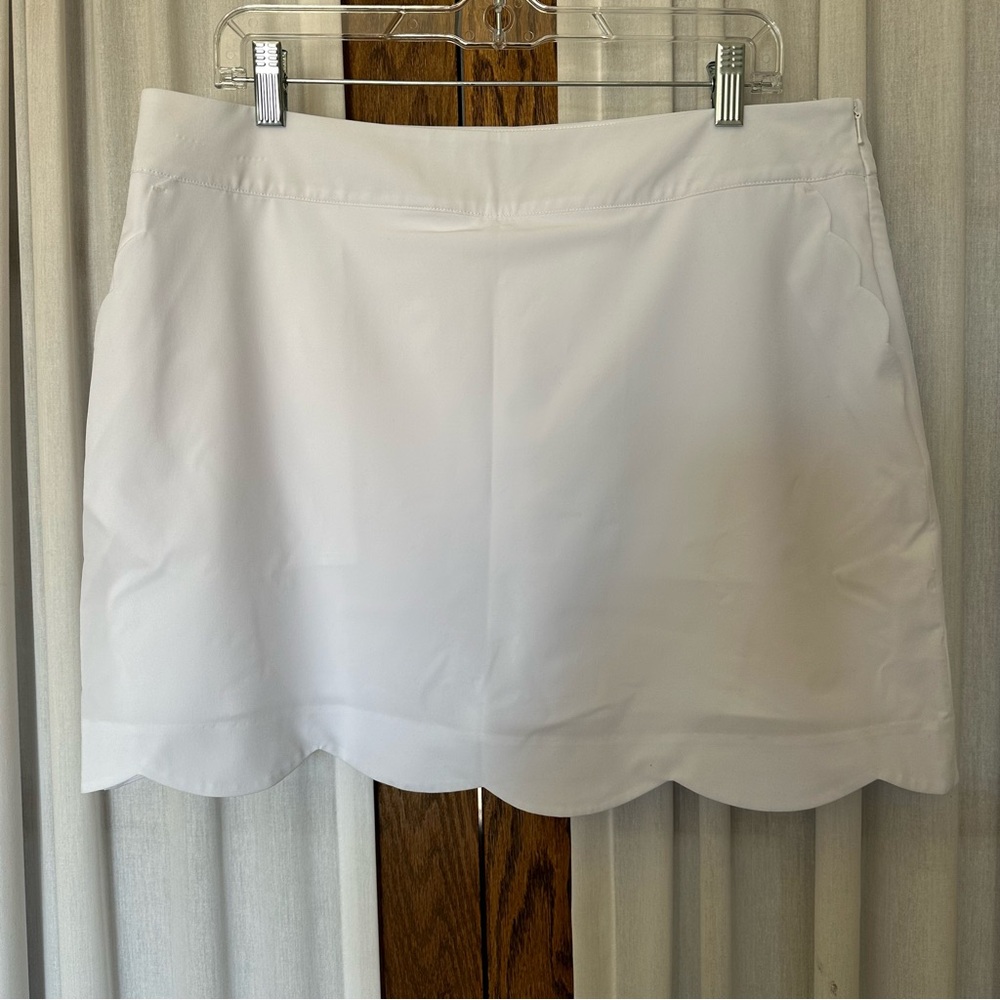 Vineyard Vines White Performance Scallop Skort